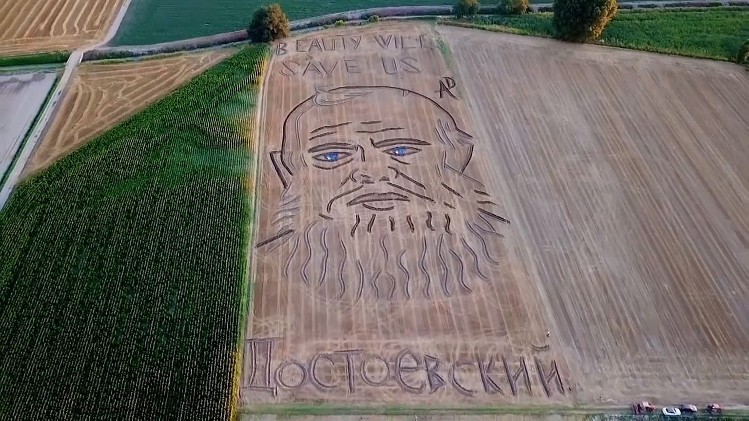 Dario Gambarin has created with his tractor a giant image of Russian novelist Fyodor Dostoevsky to mark the 100 year anniversary of his birth.