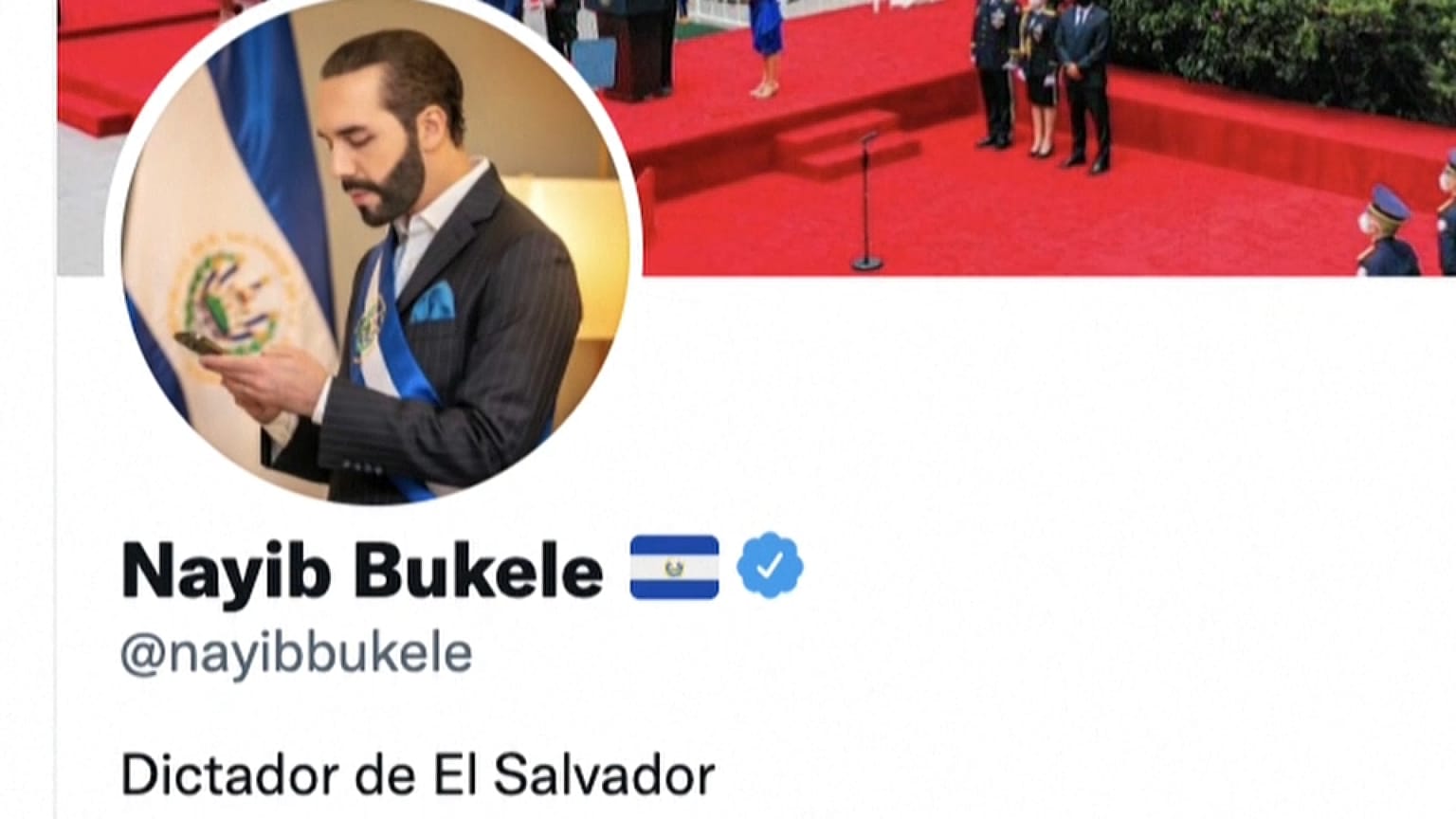 Captura de la biografía en Twitter de Nayib Bukele