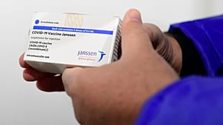 Johnson and Johnson firmasının Covid-19'a karşı ürettiği Janssen aşısı 