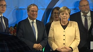 Angela Merkel und Armin Laschet in Stralsund