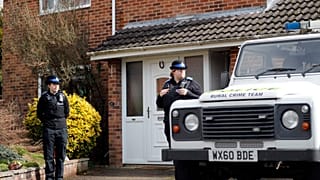 Çifte ajan Sergey Skripal'in evinin önü 