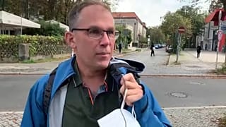 Egy berlini járókelő