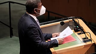João Lourenço apelou à igualdade na distribuição das vacinas