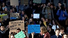 В ФРГ экоактивисты требуют снизить возрастной ценз для голосования на выборах  