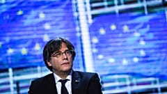 Szabadlábra került Puigdemont, de bíróság elé kell állnia