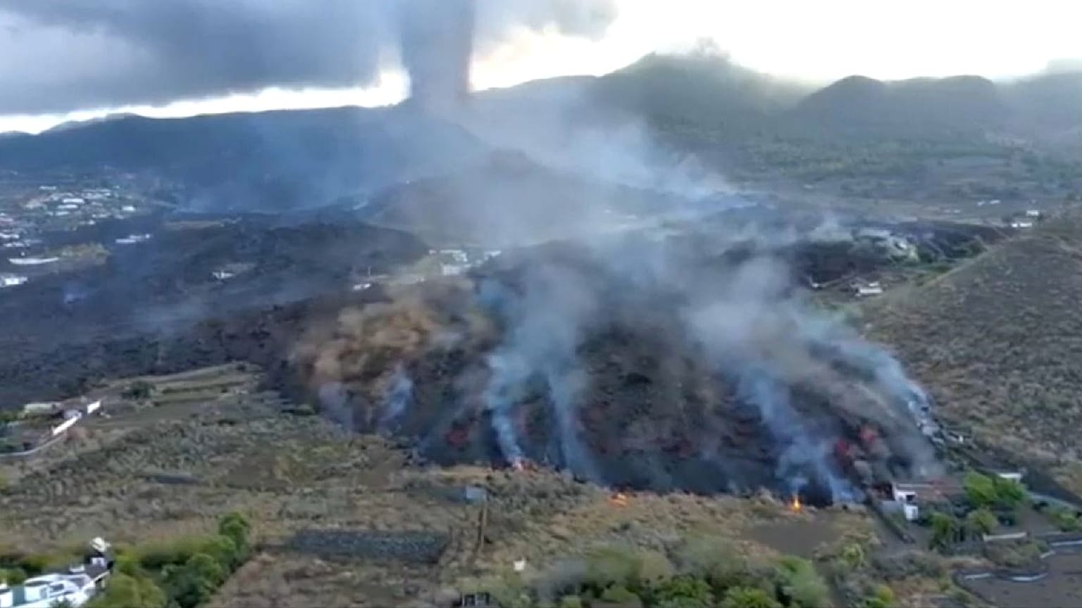 Gases emitidos por el volcán de Cumbre Vieja en La Palma