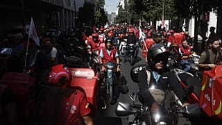Μοτοπορεία στο κέντρο της Αθήνας