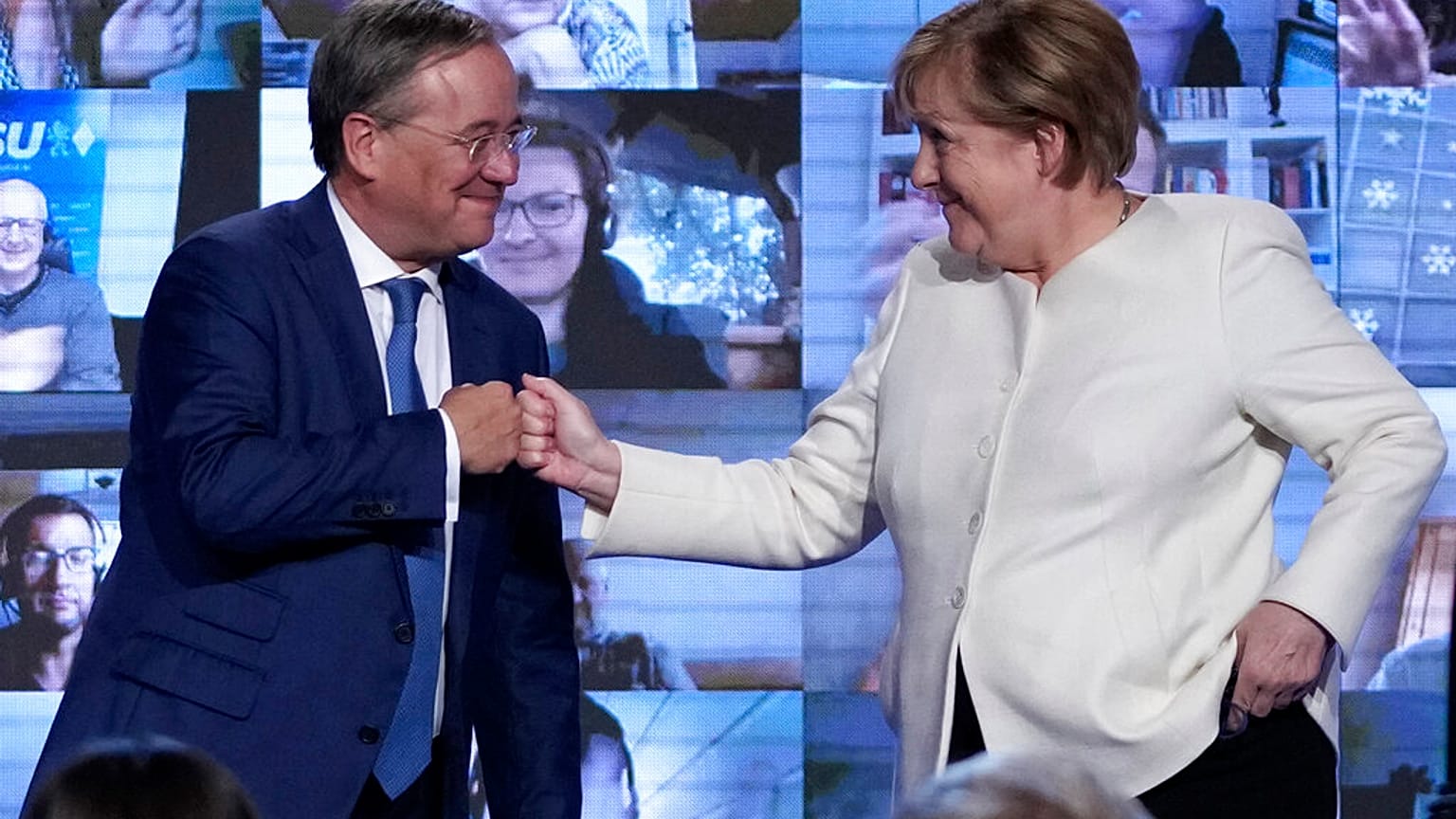 La canciller alemana, Angela Merkel, con el candidato común de la CDU y la CSU, Armin Laschet