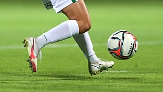A női foci már régen nem olyan, amilyen a sportág szárnypróbálgatásainak idején volt – képünk illusztráció