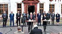 Amerikával szembeni függetlenségük megerősítéséről állapodott meg 13 európai ország 