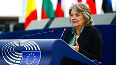 Η Επίτροπος Φερέιρα