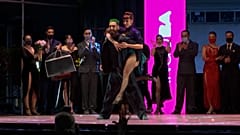 Casais argentinos vencem Mundial de Tango