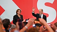 SPD-Kanzlerkandidat Olaf Scholz mit seiner Ehefrau im Willy-Brandt-Haus