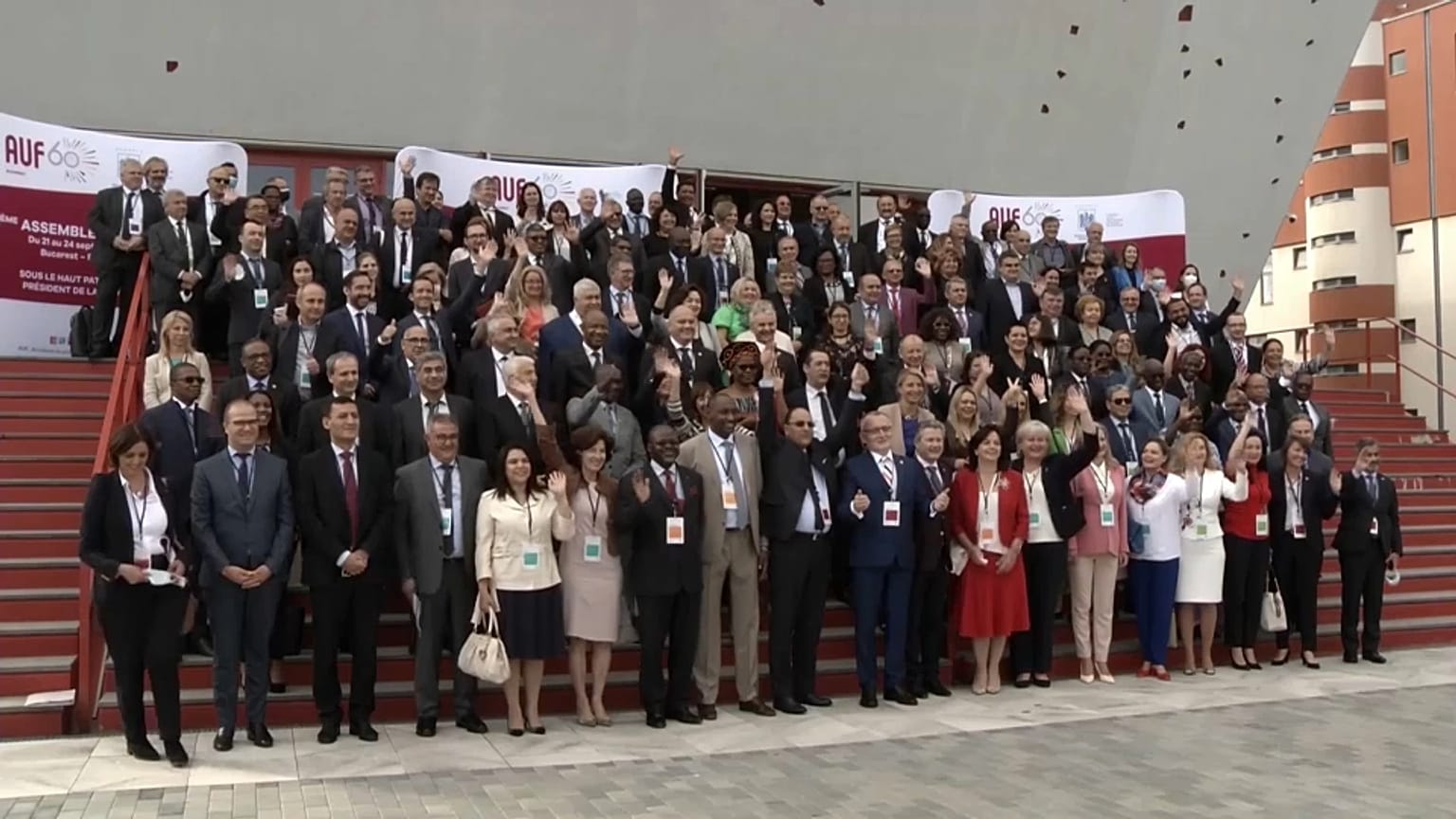 Photo de groupe des 60 ans de l'AUF, à BUcarest, Roumanie, 24 septembre 2021