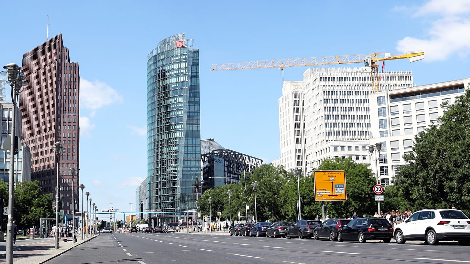 Az ég Berlin, pontosabban a Leipziger utca felett