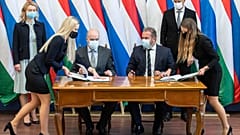 Ungarn schließt langjährigen Vertrag über Gaslieferungen mit Gazprom