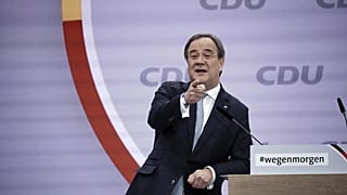 Γερμανία: Το πολιτικό μέλλον του Άρμιν Λάσετ κρίνεται στις διερευνητικές