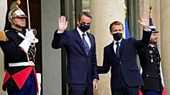 Griechenlands Ministerpräsident Kyriakos Mitsotakis und Frankreichs Präsident Emmanuel Macron