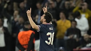 Lionel Messi après avoir marqué le but du 2 à 0 pour le PSG contre Manchester City en Ligue des champions, le 28 septembre 2021 au Parc des Princes