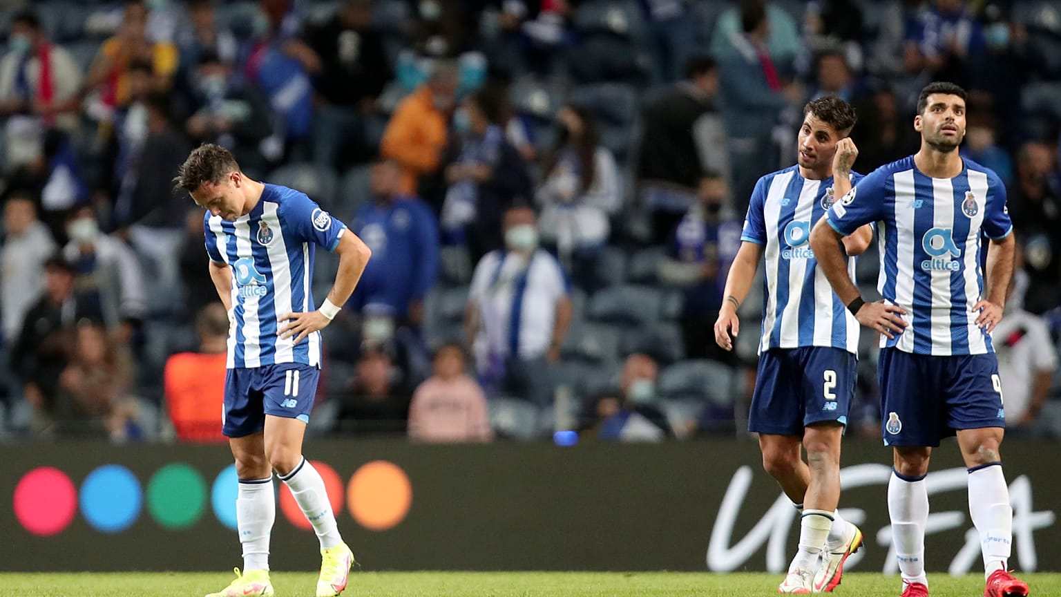 Pepe, Fábio Cardoso e Mehdi Taremi