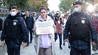  Russia's Justice Ministry during a protest against the recent designation of several independent media outlets as "foreign agents".