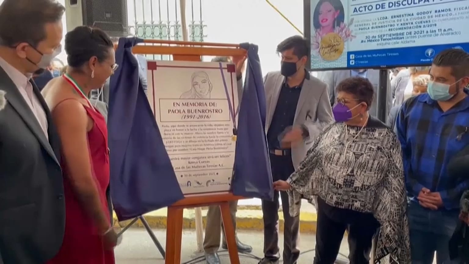 Acto en homenaje a Paola Buenrostro
