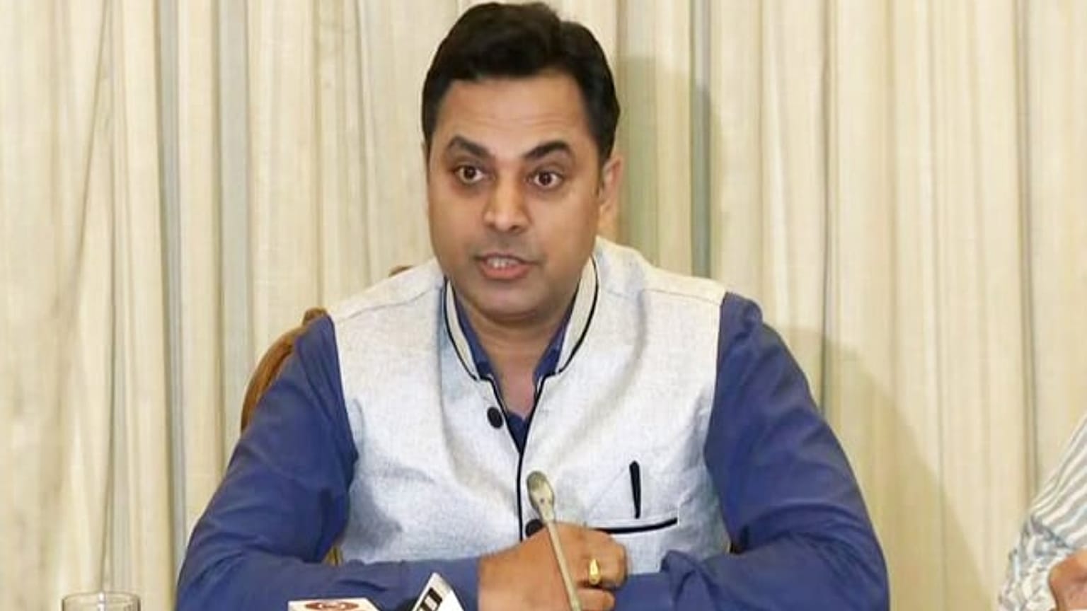 K V Subramanian