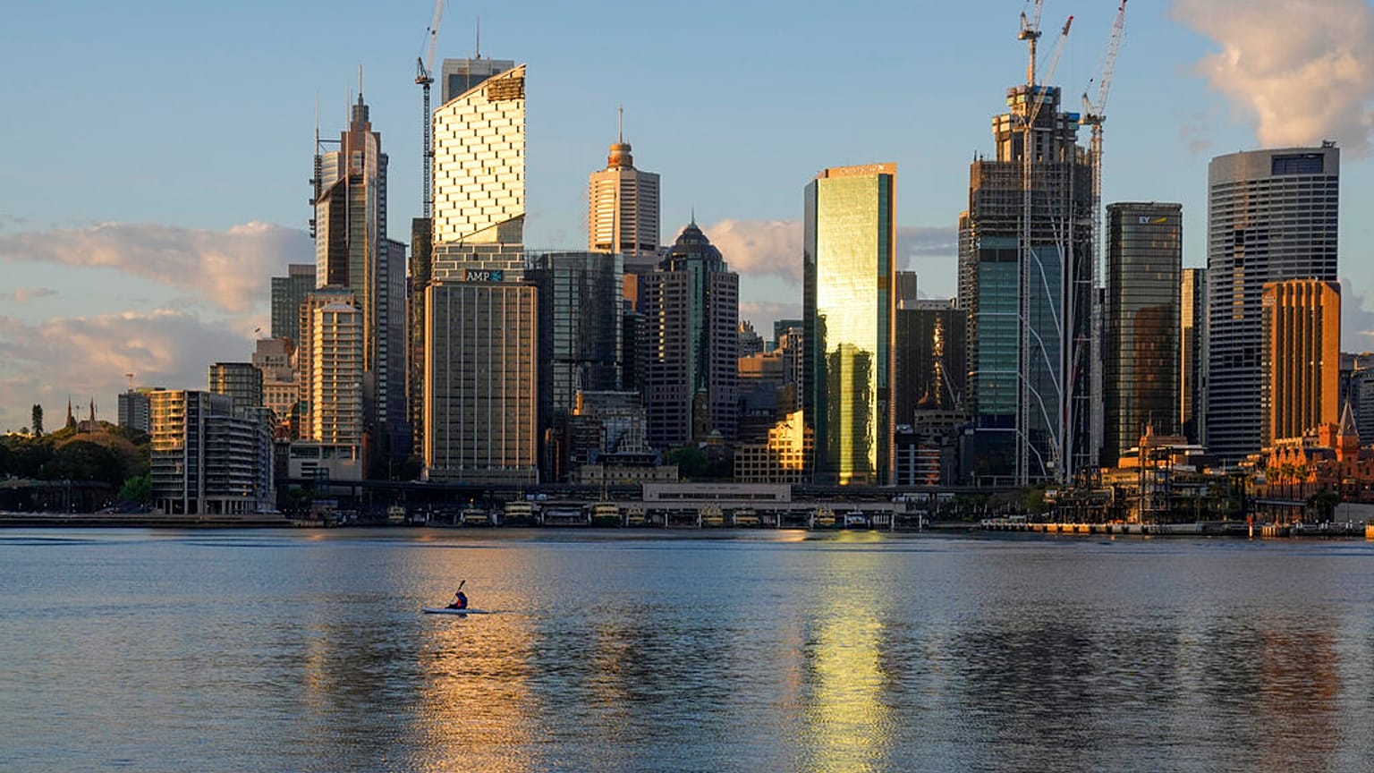 Australia reabrirá sus fronteras exteriores en noviembre cuando alcance el 80% de inmunización