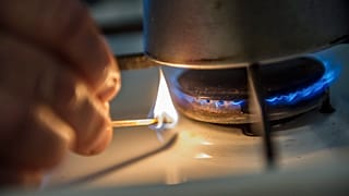 Történelmi csúcsokat döntögetnek az európai gázárak