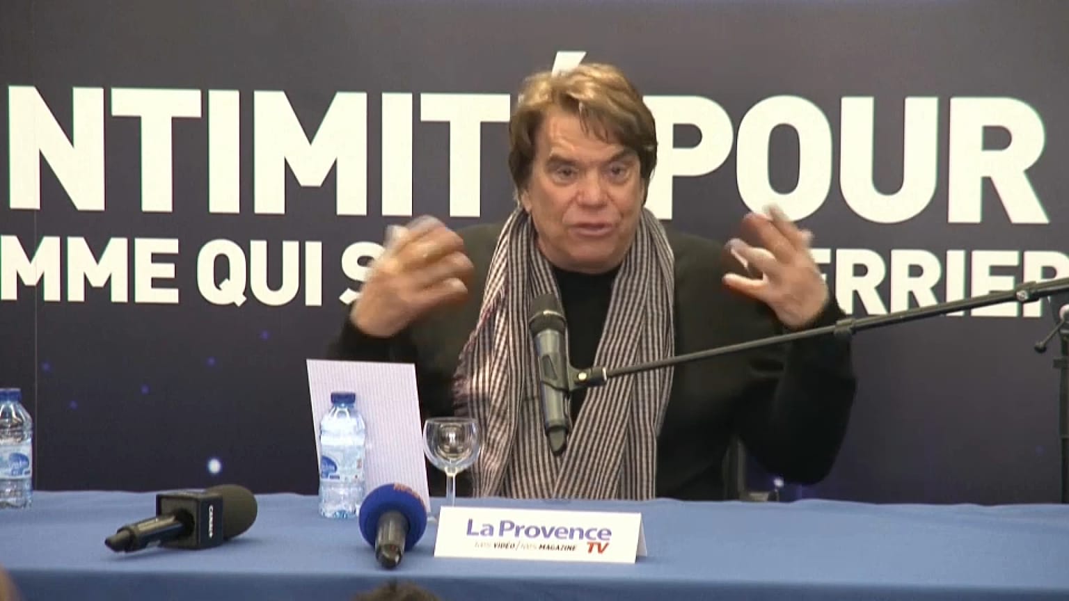Frankreich: Ex-Adidas-Chef Bernard Tapie (78) ist tot