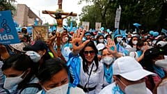 Abortuszellenes tüntetők Mexikóban