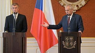 Czech President Milos Zeman (R) and Prime Minister Andrej Babis (C) on June 6, 2018.