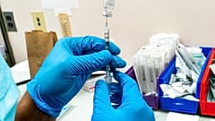 vacuna de Pfizer, lista para ser administrada