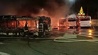 محطة حافلات فيا برينستينا في العاصمة الإيطالية روما. 