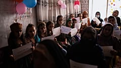 دختران افغان در مدارس