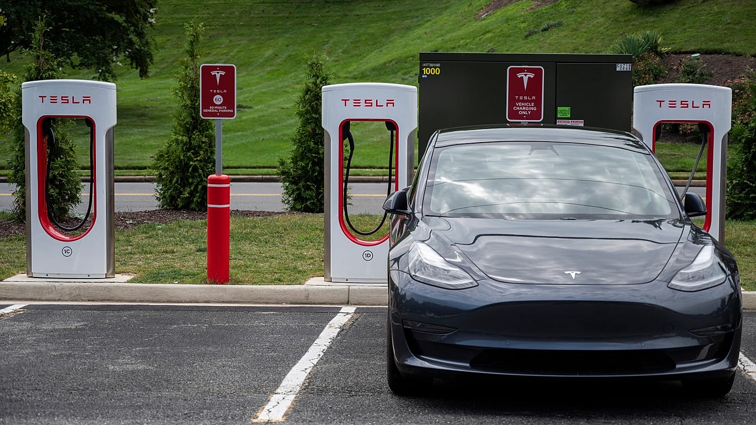 The plaintiff was awarded €118 million in his claims against Tesla.