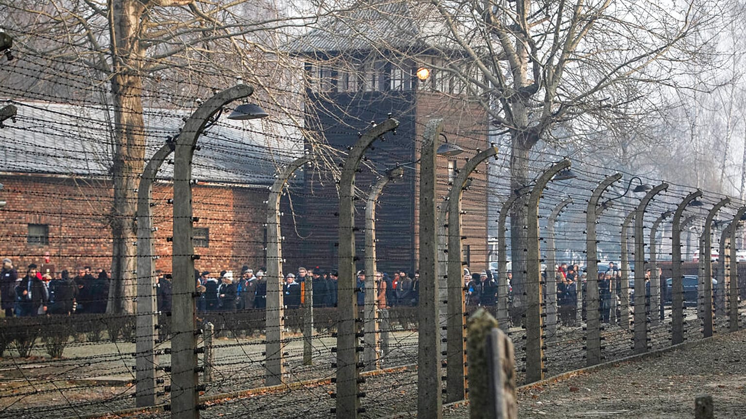 Campo de exterminio nazi de Auschwitz-Birkenau Nazi en una foto del 27/1/2020