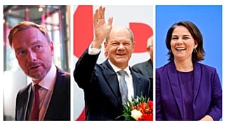 De gauche à droite : Christian Lindner (chef du FDP, libéral), Olaf Scholz (chef du SPD, sociaux-démocrates) et Annalena Baerbock (cheffe des Verts)