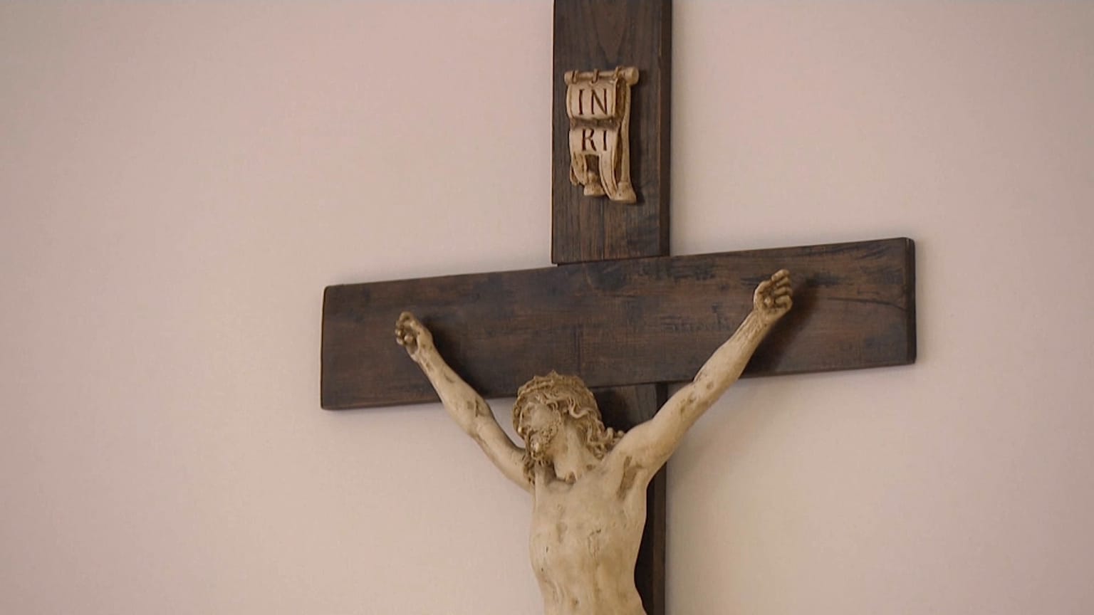Tribunal do Vaticano absolve antigo acólito acusado de abuso sexual
