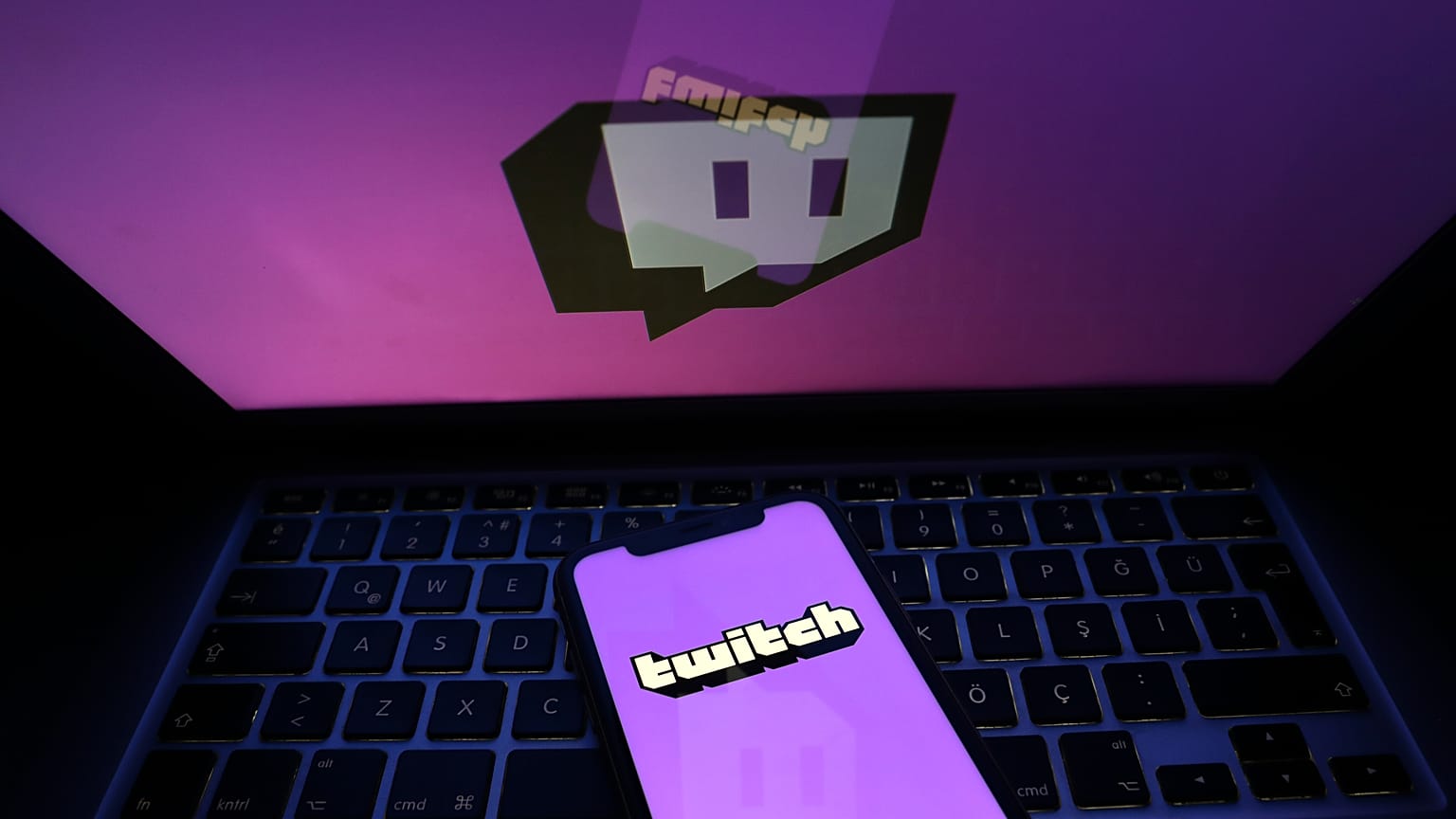 Amazon ait çevrimiçi canlı yayın platformu Twitch