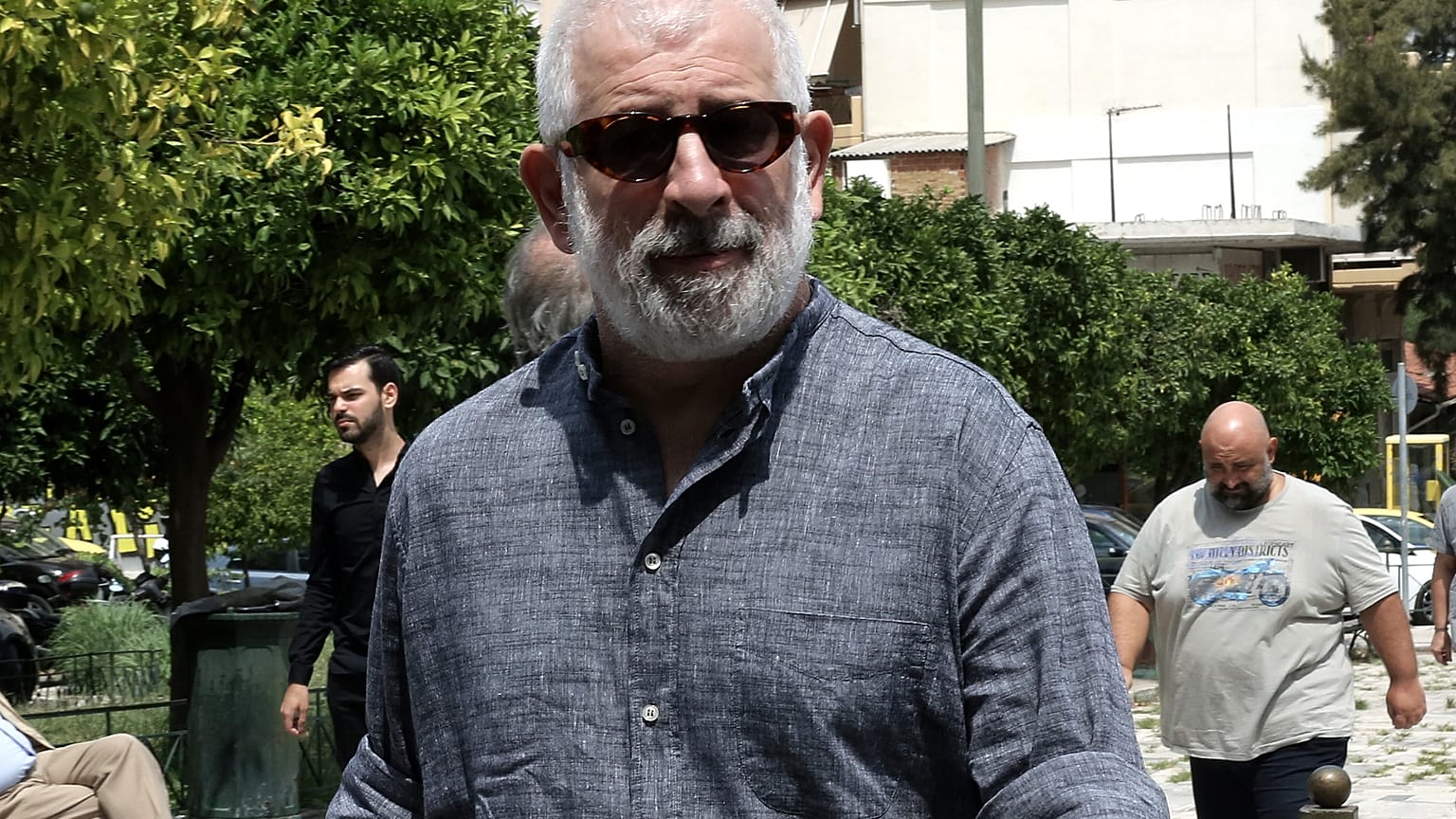 Ο ΗΘΟΠΟΙΟΣ ΚΑΙ ΣΚΗΝΟΘΕΤΗΣ ΠΕΤΡΟΣ ΦΙΛΙΠΠΙΔΗΣ