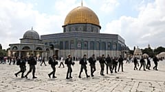 عناصر القوات الإسرائيلية في ساحة المسجد الأقصى في القدس. 2021/09/10