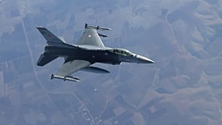 F-16 savaş uçağı