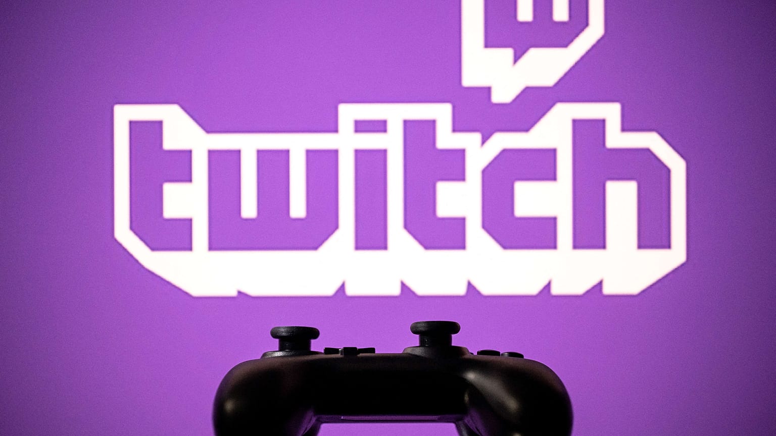 Archives : le logo de twitch, filiale d'Amazon
