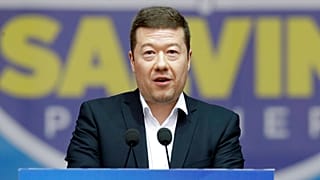 AB karşıtı Özgürlük ve Doğrudan Demokrasi Partisinin (SPD) lideri Japonya doğumlu Tomio Okamura