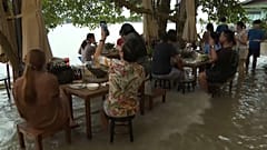 Il Chao Phraya Antique Cafe alle porte di Bangkok