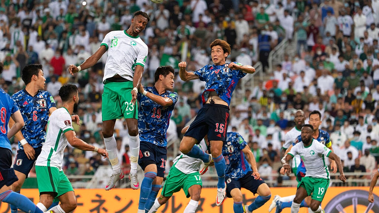 لقطة من مباراة كرة القدم لكأس العالم  2022 - ملعب مدينة الملك عبد الله الرياضية بجدة، السعودية،  7 أكتوبر 2021
