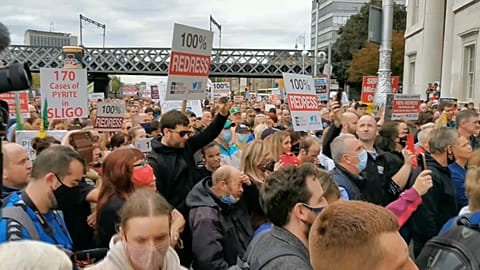 Thousands of homeowners in Ireland marched on Dublin demanding 100% redress from the government for crumbling houses.