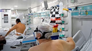 Τι είναι η «παρατεταμένη Covid» και ποιοι πάσχουν από αυτή