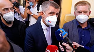 Andrej Babis após votar em Lovosice